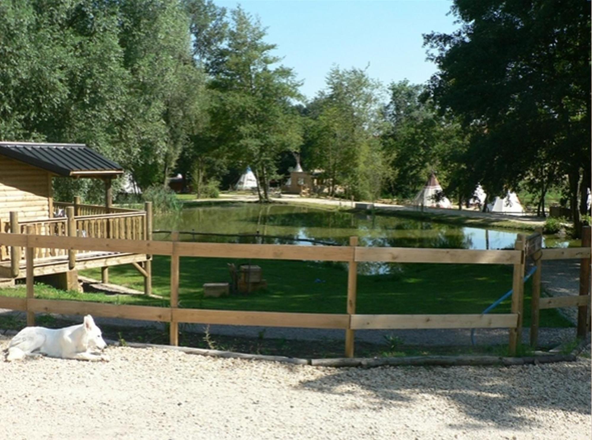 Etangs Du Moulin Ξενοδοχείο Suzy Εξωτερικό φωτογραφία